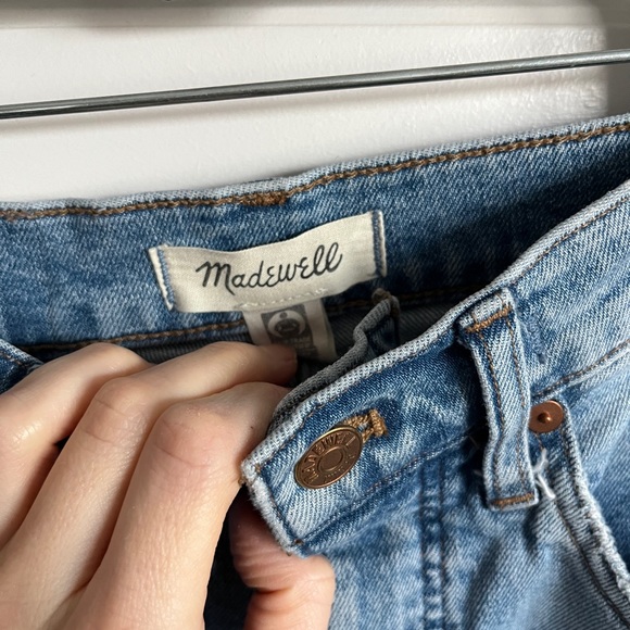 Madewell size 24 (fits like a 25/26 in other brands) 11” high rise Flare jeans - Picture 6 of 12